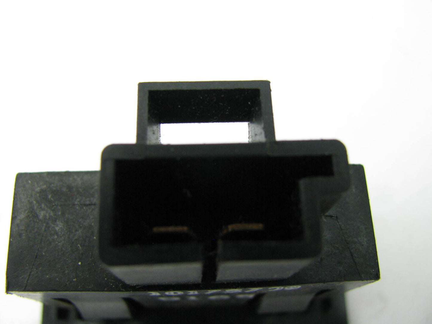 NEW - OUT OF BOX GM 10178709 Trunk Lid Release Switch