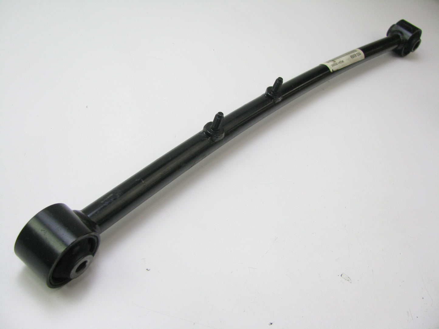 NEW - OUT OF BOX 102-6059 Rear Right Trailing Arm For 1998-2001 Kia Sephia