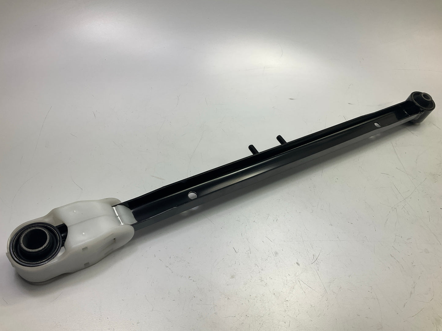 NEW UNBOXED - 102-6614 Rear Left Trailing Track Bar Arm 2001-03 Mazda Protege