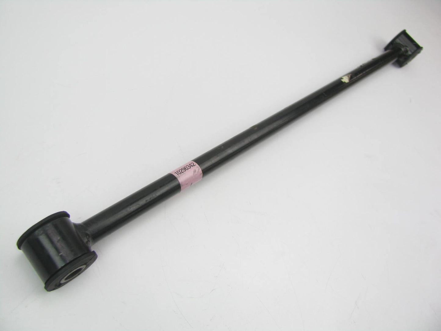 NEW - OUT OF BOX OEM GM 10296342 Rear Spindle Rod 1997-2003 Pontiac Grand Prix