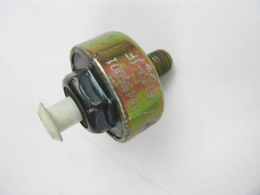 NEW - OUT OF BOX GM 10456001 Ignition Knock Detonation Sensor 1994-95 GM 2.2L-L4