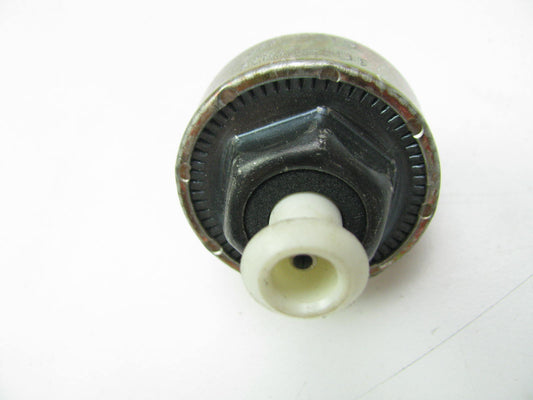 NEW - OUT OF BOX GM 10456001 Ignition Knock Detonation Sensor 1994-95 GM 2.2L-L4