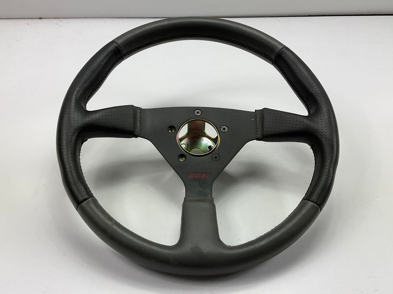 MISSING HORN BUTTON - Unboxed Grant 1066 Formula 1 Steering Wheel, 14'' Diameter