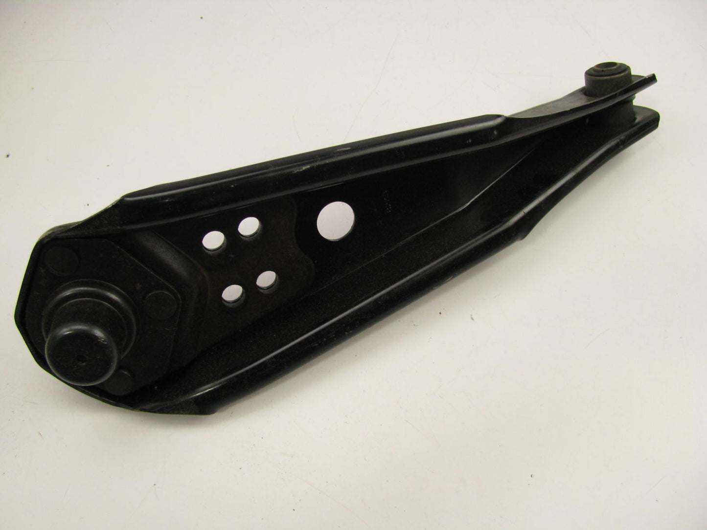 NEW - OUT OF BOX 10800 Suspension Control Arm And Ball Joint - Front Lower