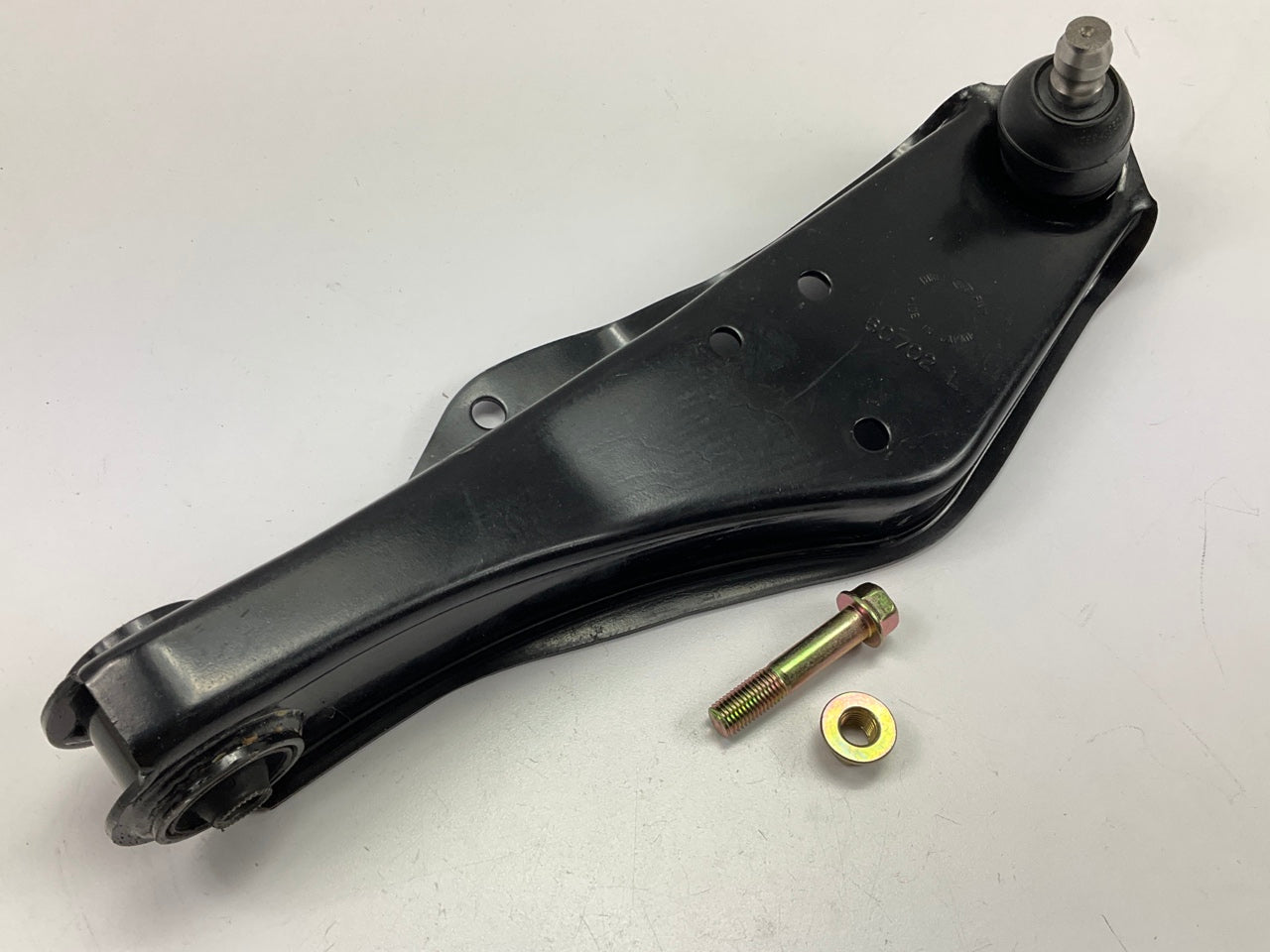 NEW UNBOXED Genuine OEM 555 10861 Front Left Lower Control Arm - 84-85 Accord