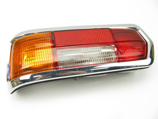 NEW 1088202364 REAR LEFT Tail Light Lamp 69-71 Mercedes 280S 280SE 280SEL 280SL
