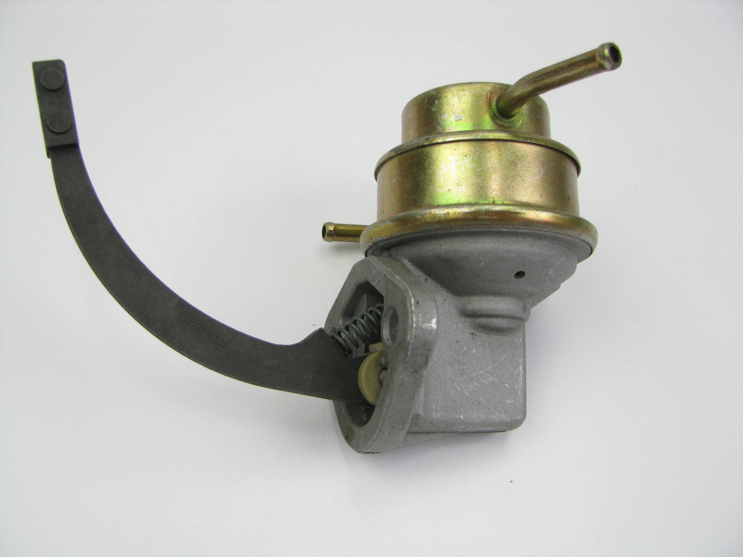NEW OUT OF BOX - 1096 Mechanical Fuel Pump For 1974-1975 Datsun 610 2.0L I4
