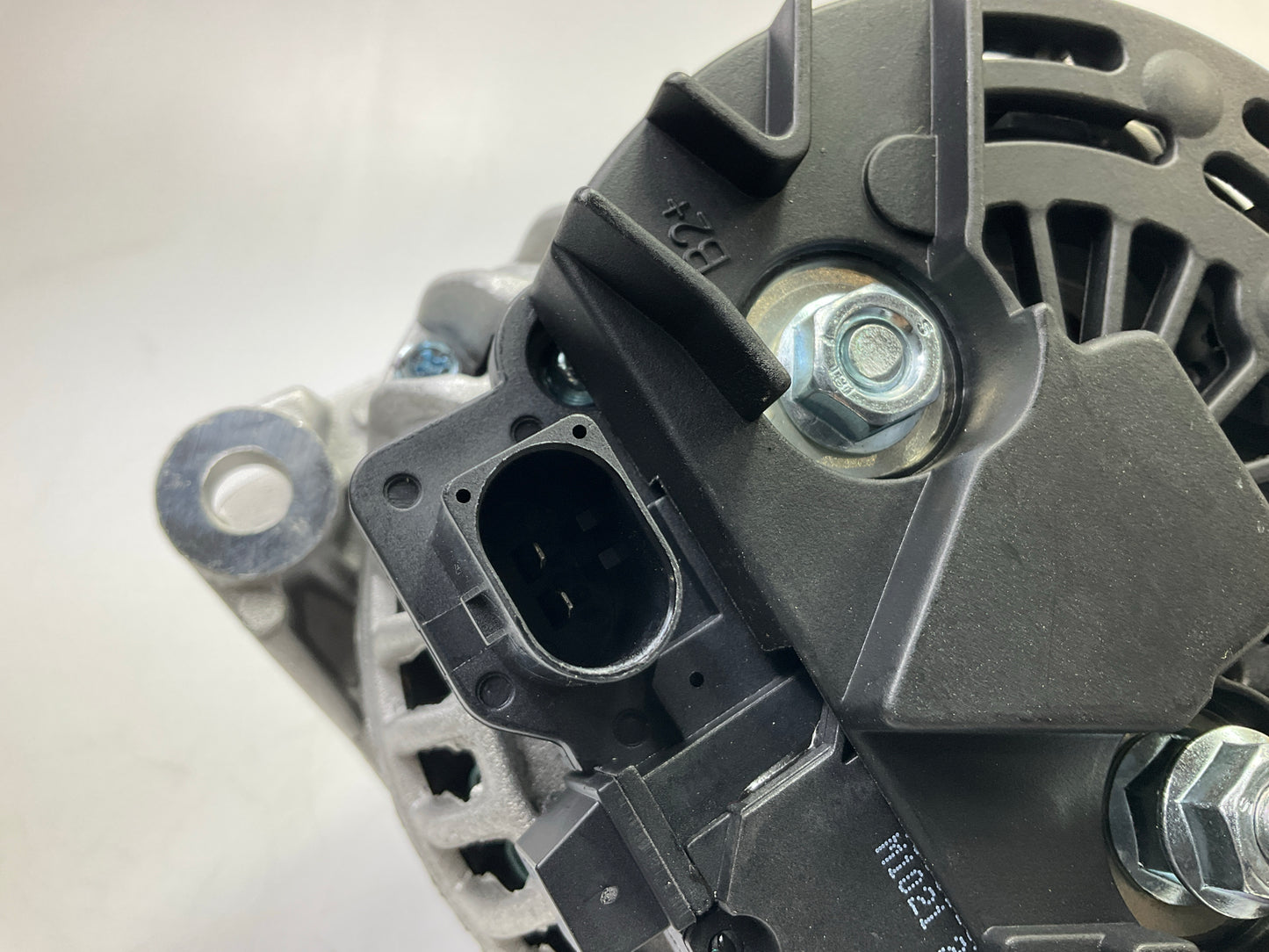 NEW 11124N Alternator 120 Amp - 01-02 Mercedes-Benz CLK320, 01-03 E320 3.2L