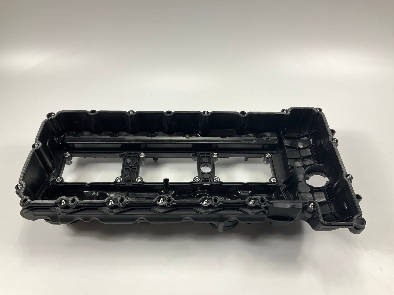 MISSING BOLT - OUT OF BOX MITZONE 11127570292 Engine Valve Cover