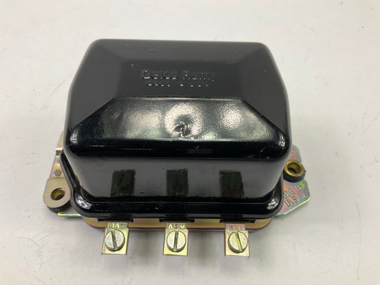 NEW - OUT OF BOX - Delco Remy 1119003 Voltage Regulator 12V D618 Type 8