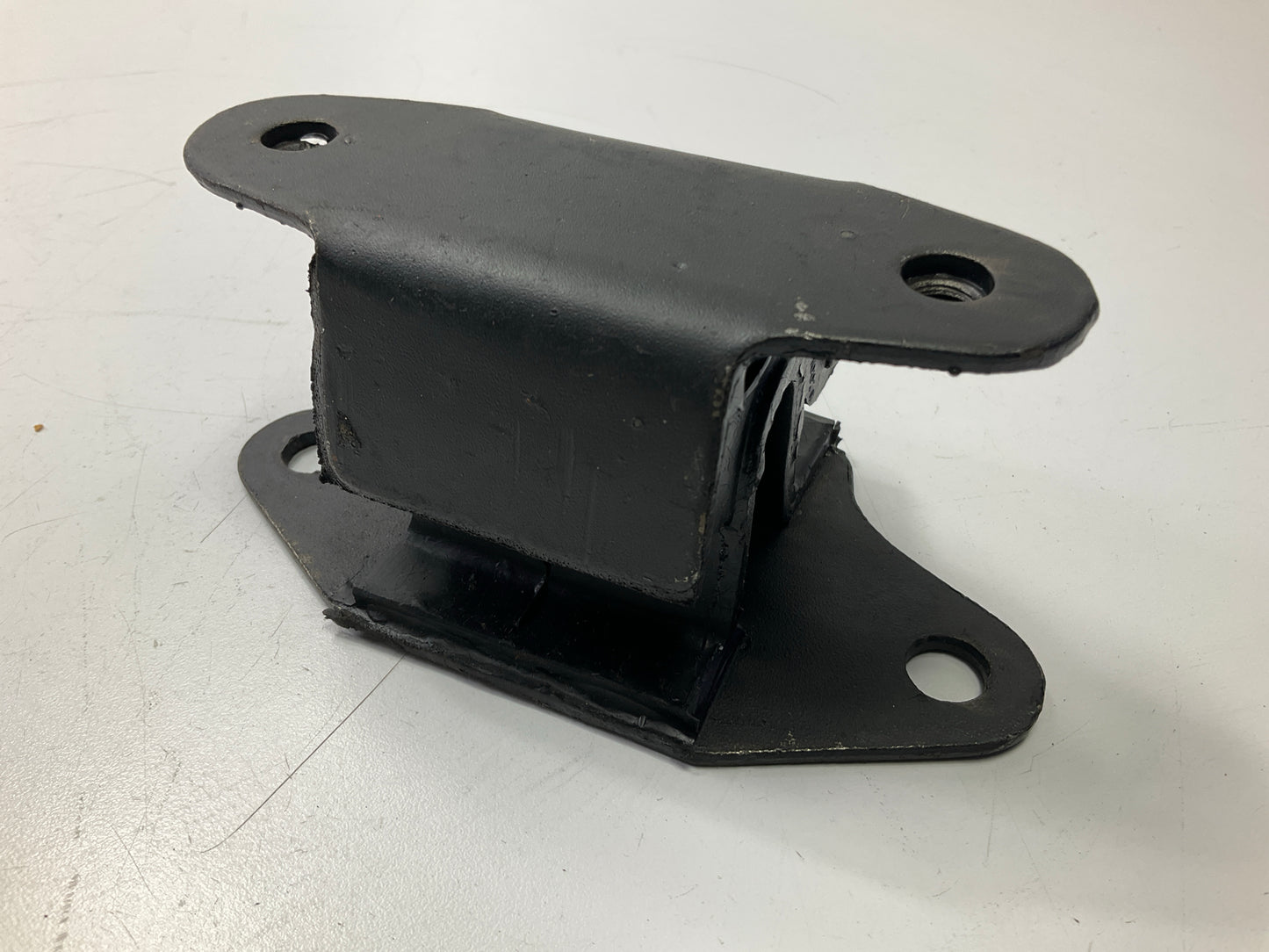 NEW 11320-21002 Rear Engine Motor Mount For 1968-1973 Datsun 510 L16 Engine