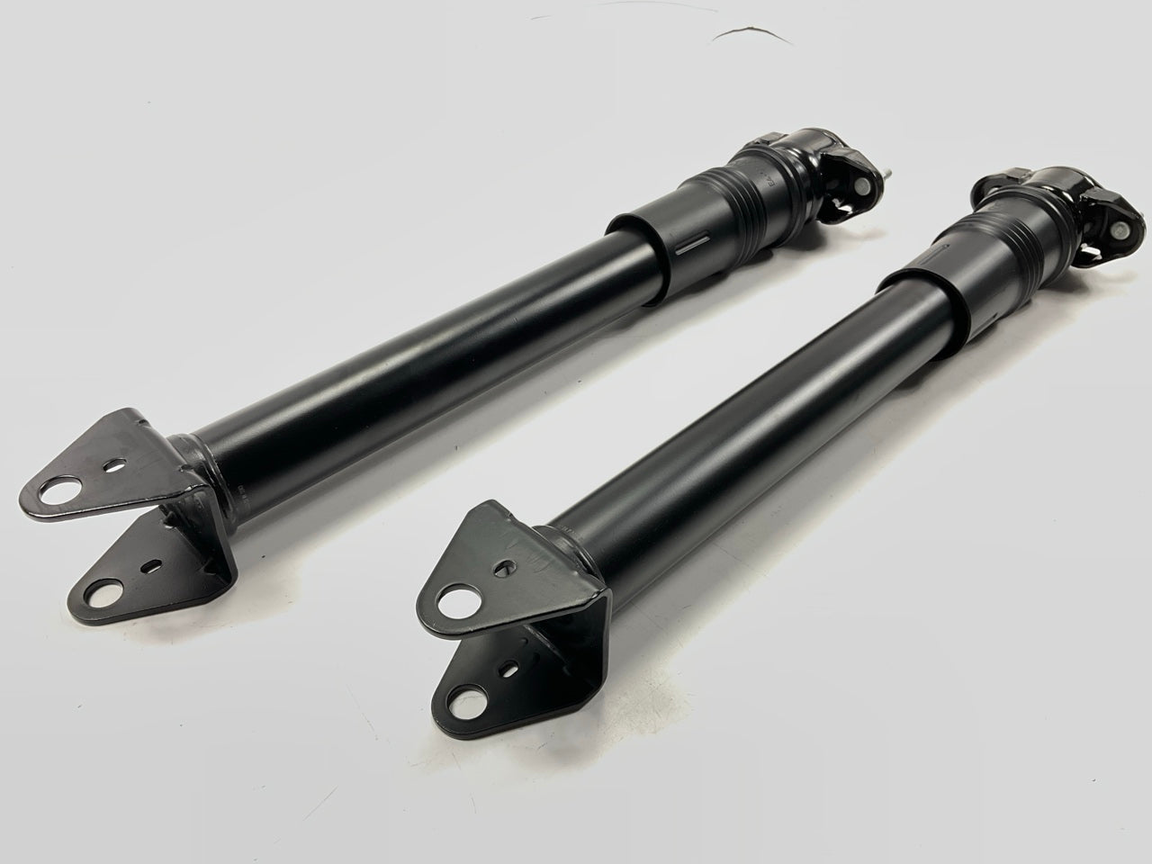 (2) NEW 12-517000 Rear Shocks Absorbers 2013-16 Mercedes-Benz GL350, 12-15 ML350