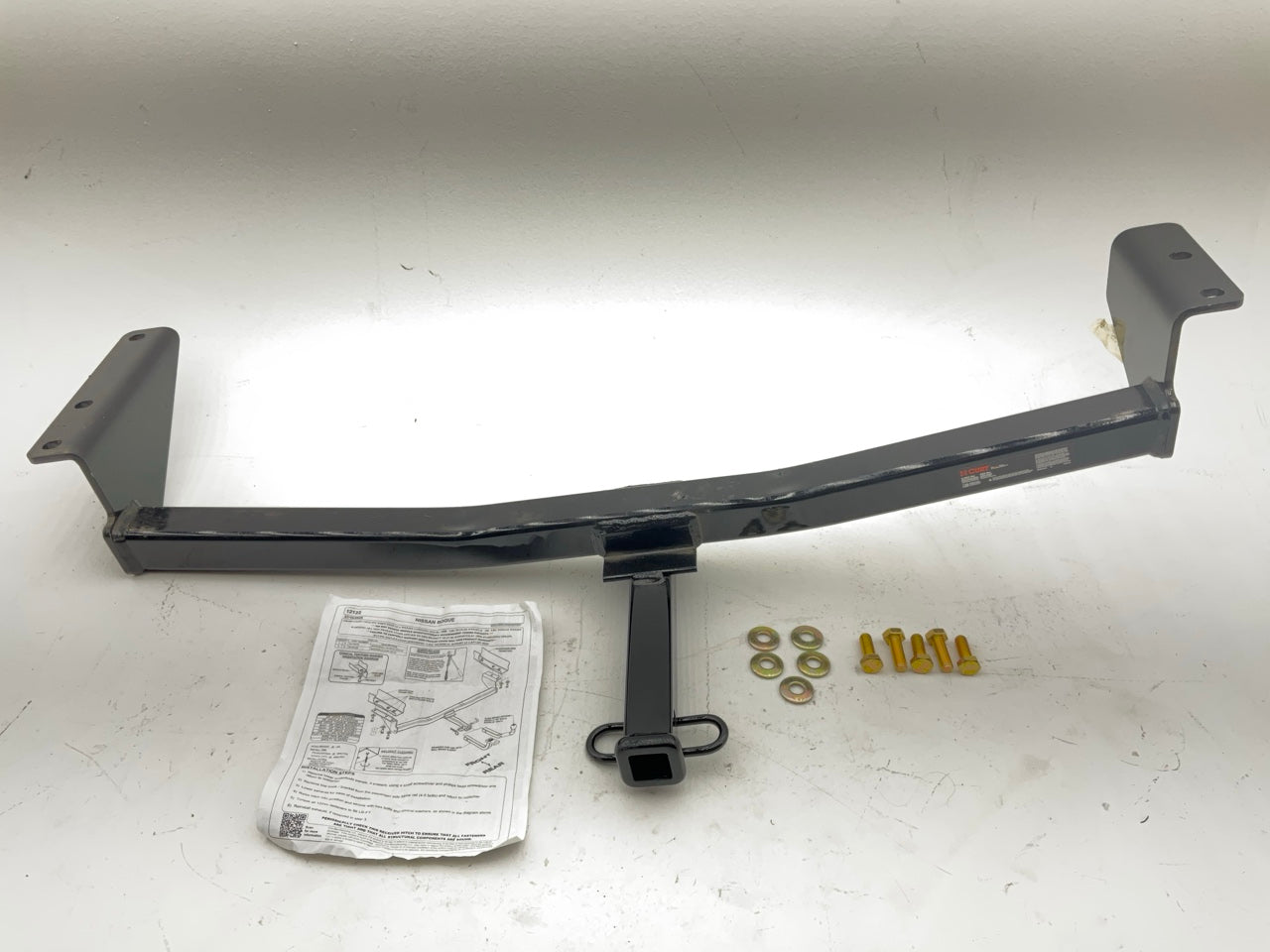 NEW UNBOX CURT 12122 Class 2 Trailer Hitch, 1-1/4-Inch Receiver For 08-20 Rogue