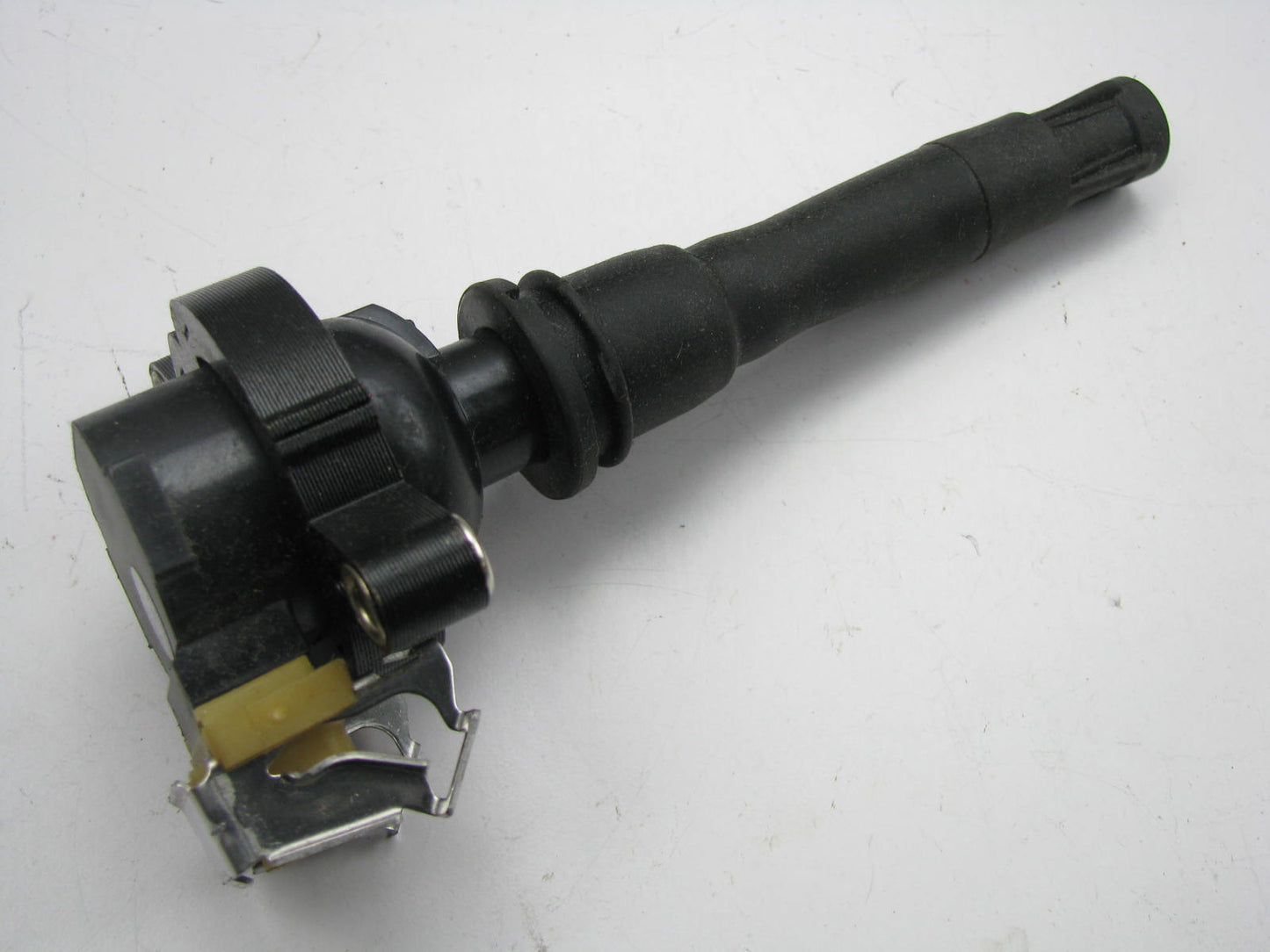 NEW - OUT OF BOX - BREMI 12131703228 Direct Ignition Coil