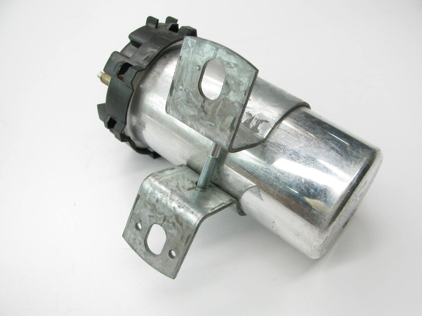 NEW - OUT OF BOX - Bosch 1220522012 Ignition Coil 0221122450 00118