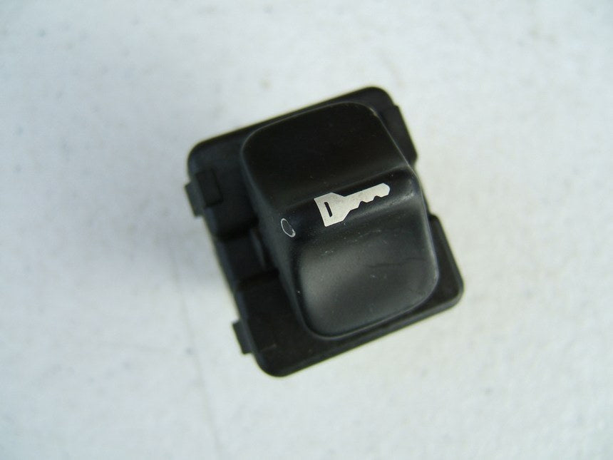 NEW - OUT OF BOX FORD 1227C100 Front Right Door Lock Switch 1996-1998 Villager
