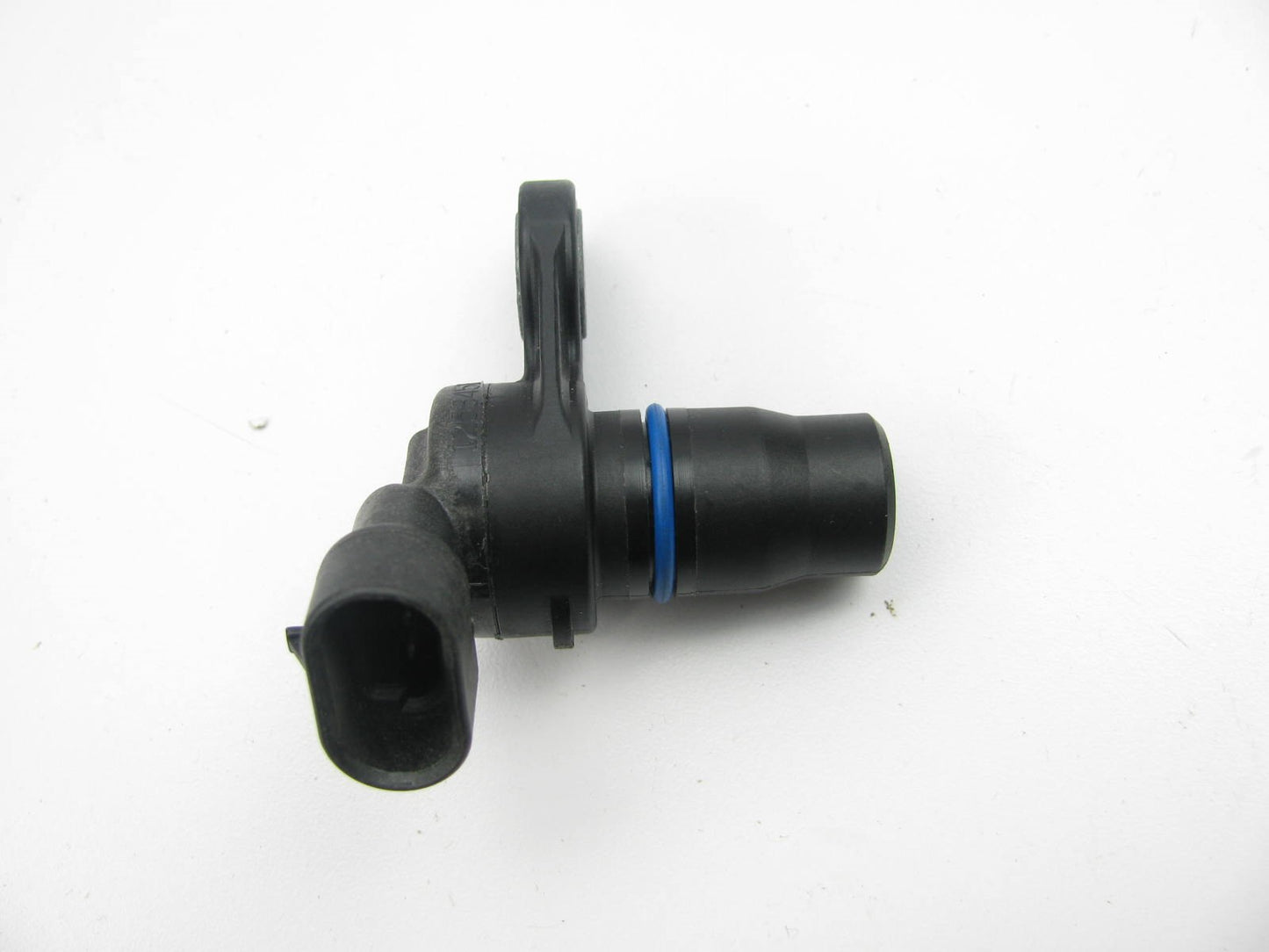 NEW OUT OF BOX - OEM GM 12584516 Camshaft Position Sensor 04-07 GM 3.5L 3.7L I5