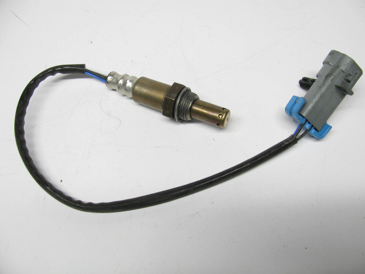 NEW - OUT OF BOX 12592591 Oxygen O2 Sensor - Upstream