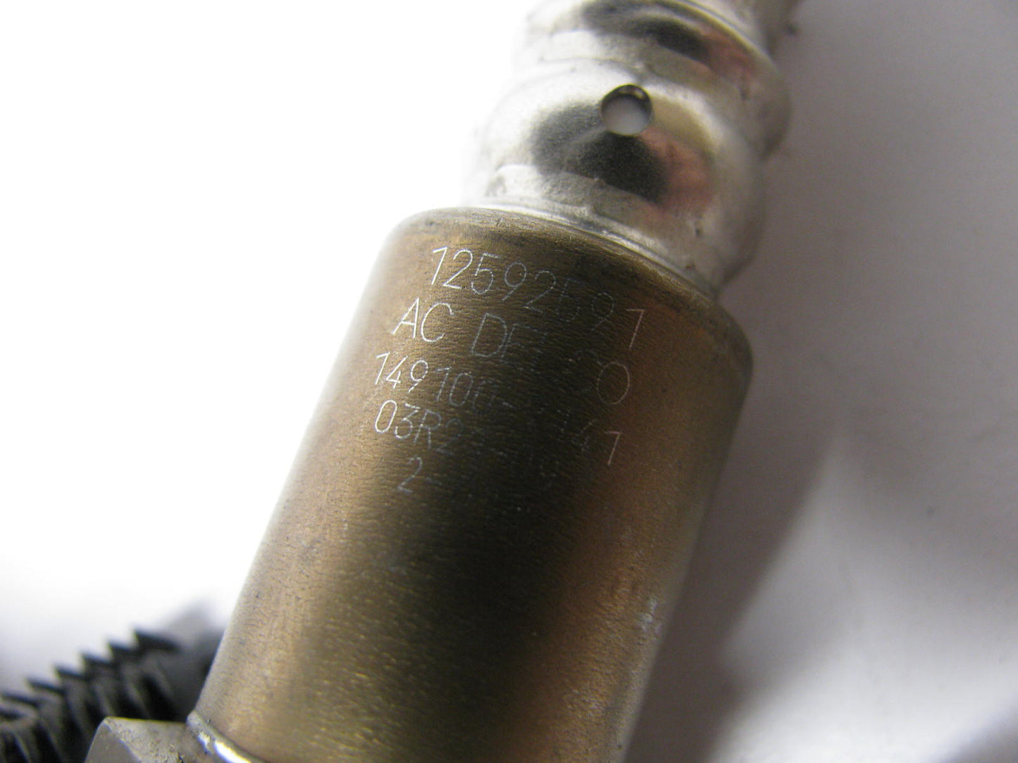 NEW - OUT OF BOX 12592591 Oxygen O2 Sensor - Upstream