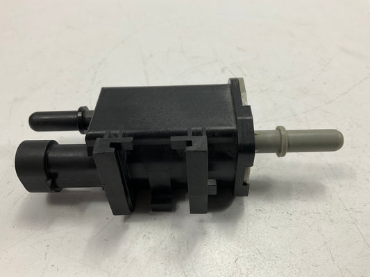NEW - OUT OF BOX - OEM GM 12597567 Vapor Canister Purge Valve