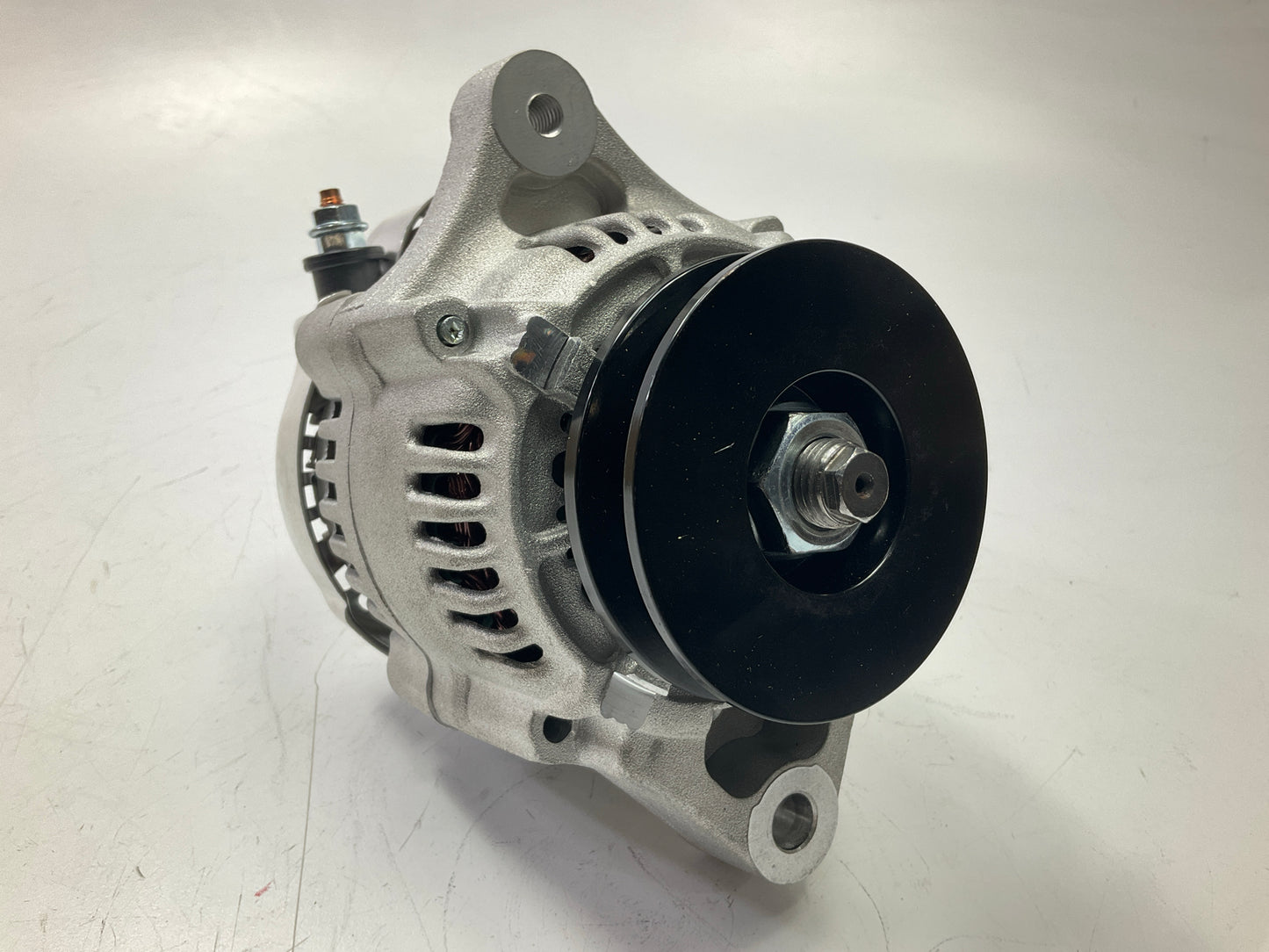 12V Alternator 8972251170 8970489681 For Isuzu 3LA1 4LB1 Hitachi EX27U EX30U
