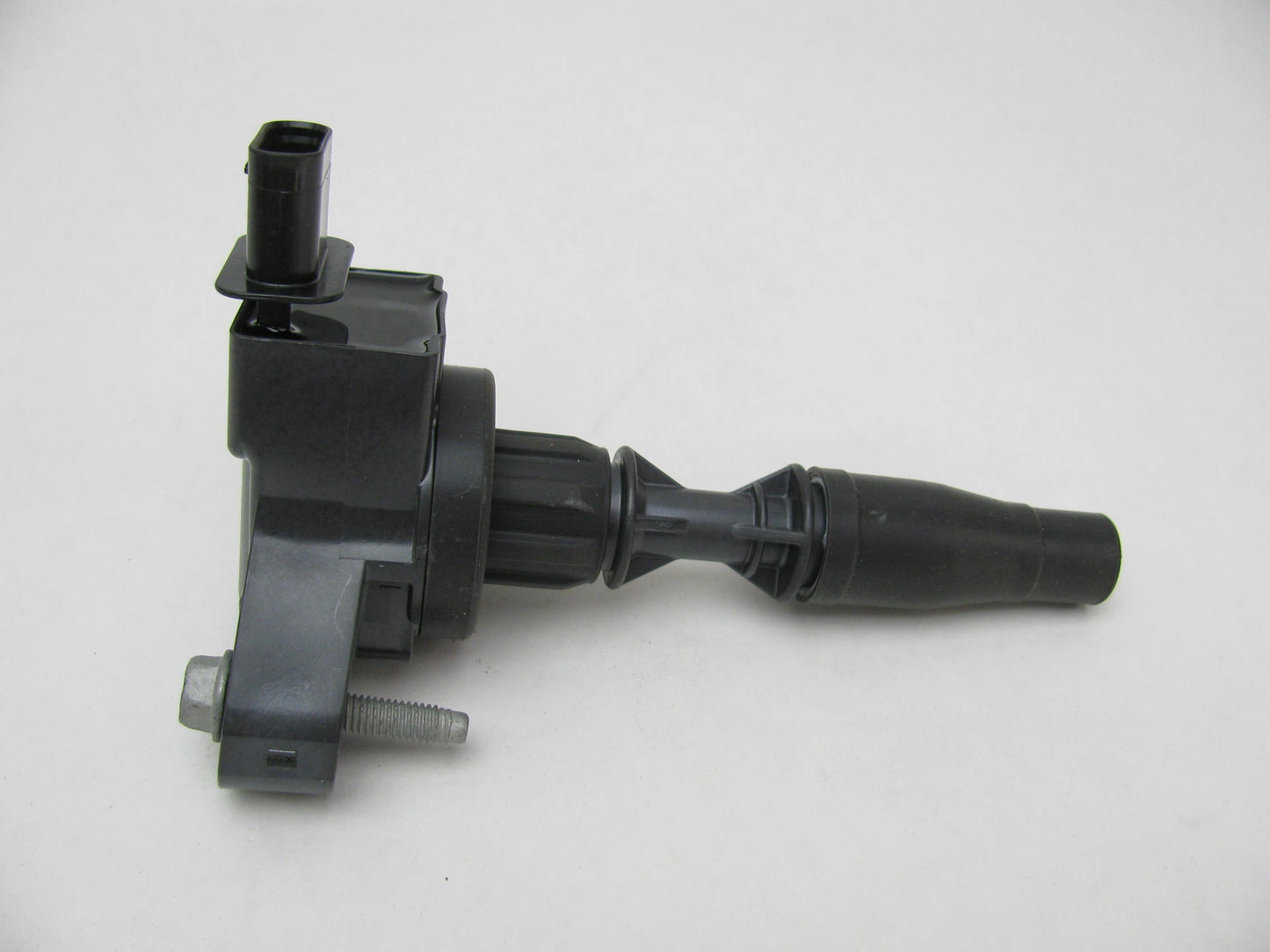 NEW UNBOXED OEM GM / Denso 12666339 Ignition Coil - 17-21 Colorado, Canyon 3.6L