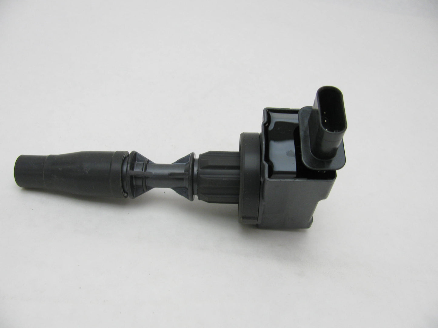 NEW UNBOXED OEM GM / Denso 12666339 Ignition Coil For 2016-2021 GM 3.0L 3.6L V6