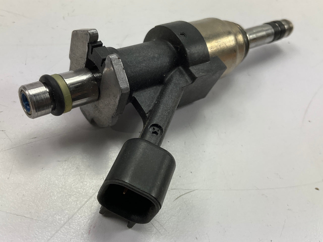 NEW UNBOXED OEM GM 12677810 Fuel Injector 2014-24 Chevy GMC Cadillac 6.2L & 6.6L