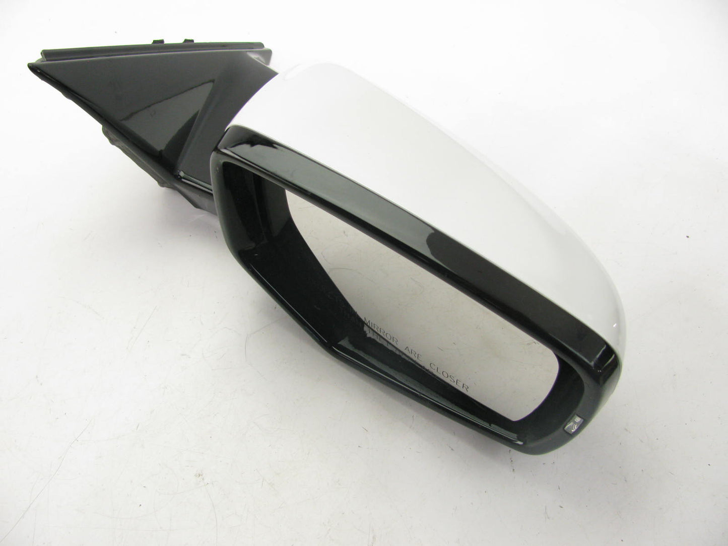 USED - 128-04979 RH Exterior Door Power Folding Mirror PEARL WHITE For 16-18 CT6