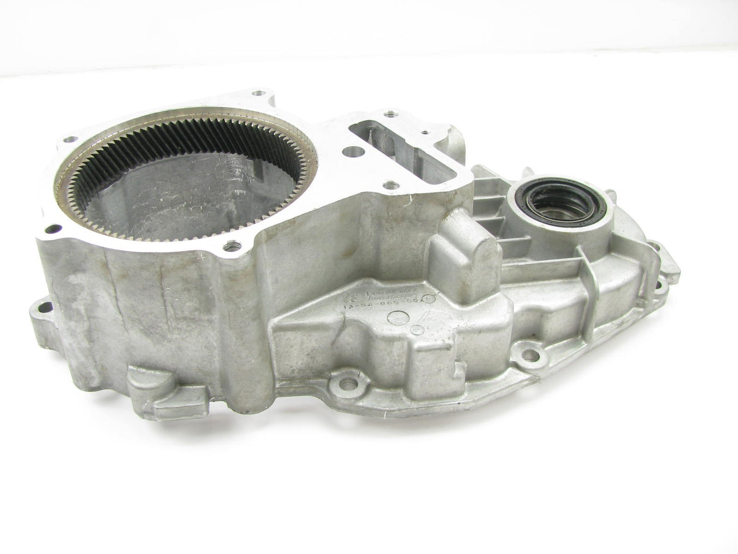 NEW - OUT OF BOX Genuine 13-54-065-901 BW1354 Transfer Case Front Half Housing