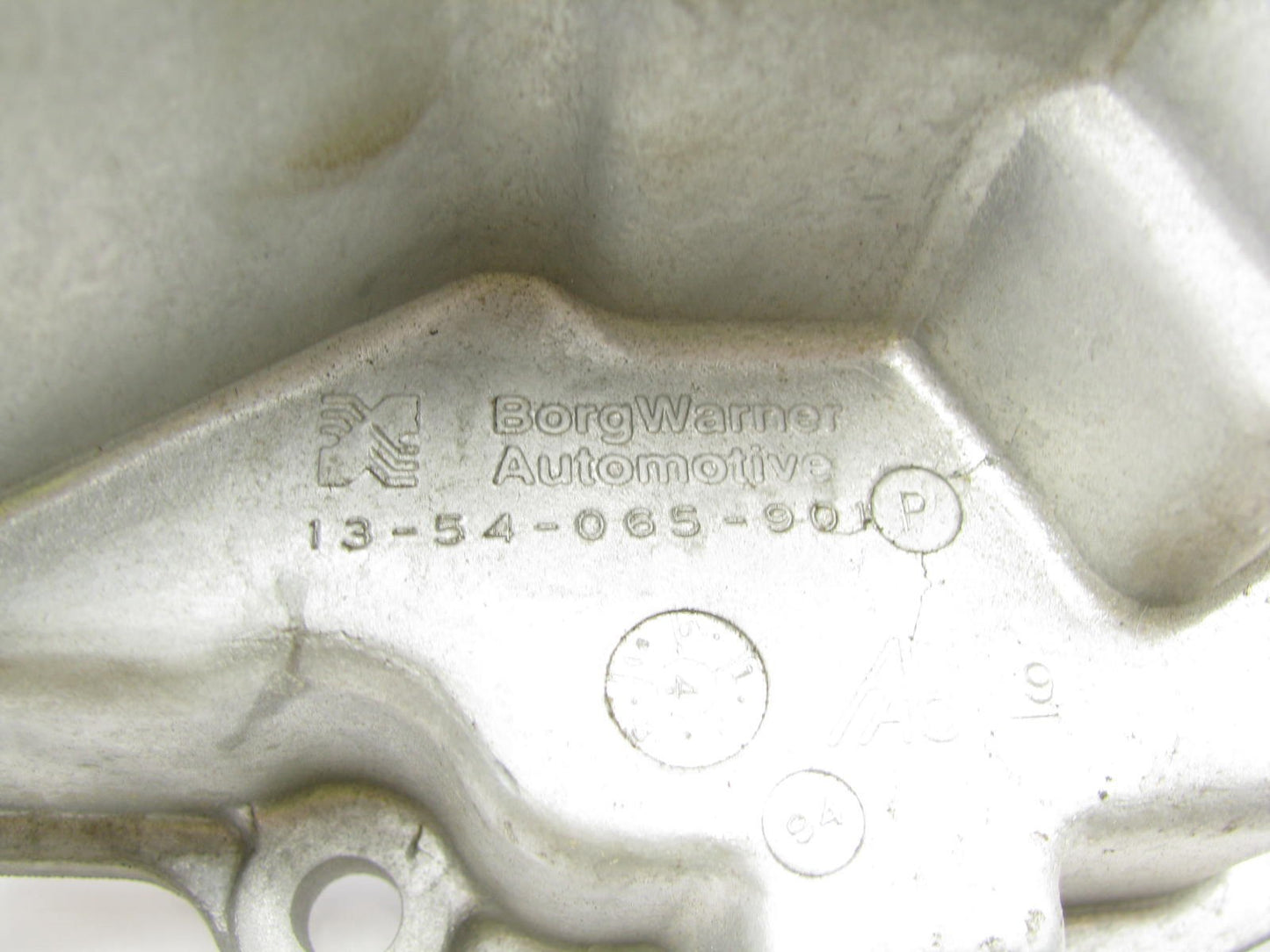 NEW - OUT OF BOX Genuine 13-54-065-901 BW1354 Transfer Case Front Half Housing