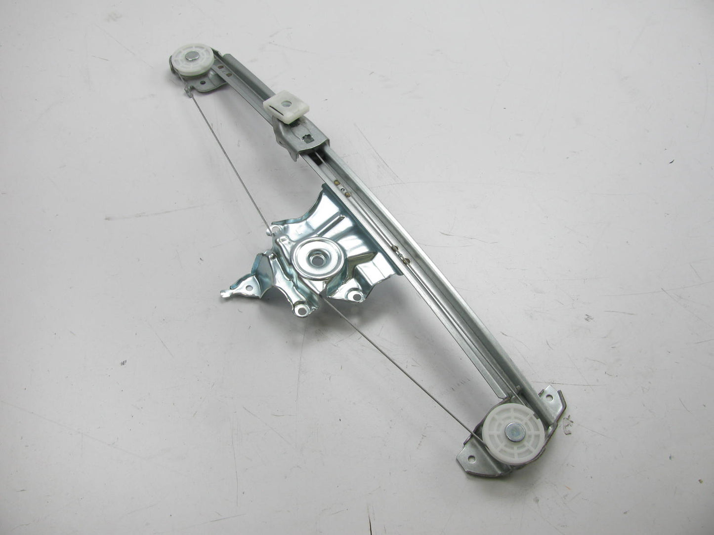 NEW - OUT OF BOX 1300-320000 Rear Left Window Regulator 98-00 Mercedes C230 C280