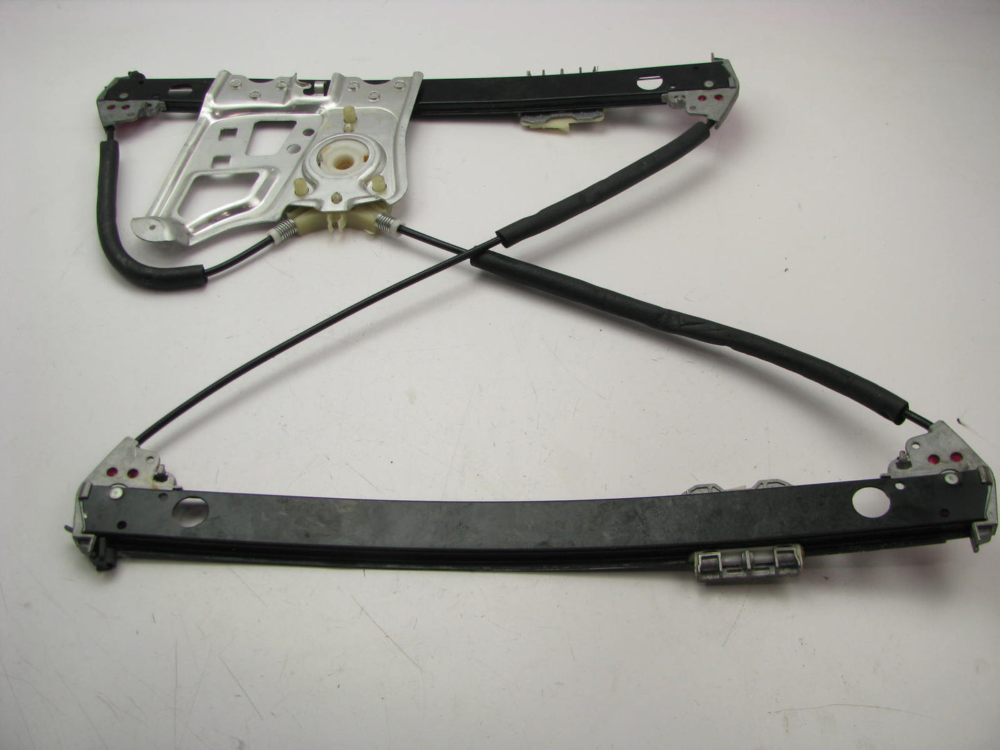 NEW - OUT OF BOX 1300-320005 Window Regulator - Front Right 00-02 Mercedes W220