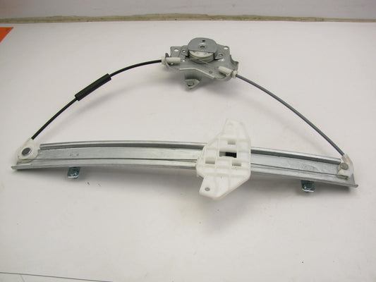 OUT OF BOX 1300-320137 FRONT RIGHT Window Regulator For 96-99 Accent SEDAN ONLY