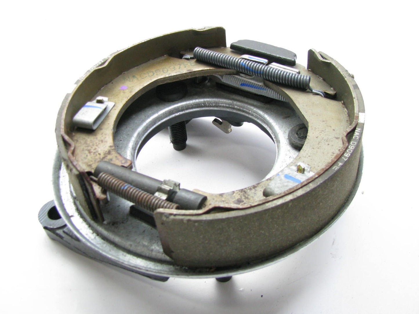 NEW - OUT OF BOX - Rear Right Parking Brake Shoes Adapter Bracket Plate 13032401