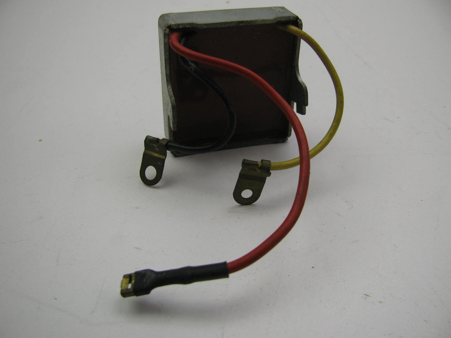 NEW - OUT OF BOX - HUCO 13-0802 Voltage Regulator MG Triumph MGB Midget Spitfire