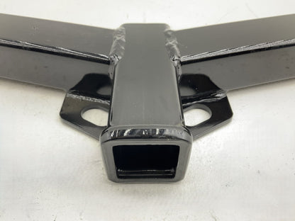 NEW - UNBOXED 13088 Class 3 Hitch, 2'' Receiver For 1996-2004 Nissan Pathfinder