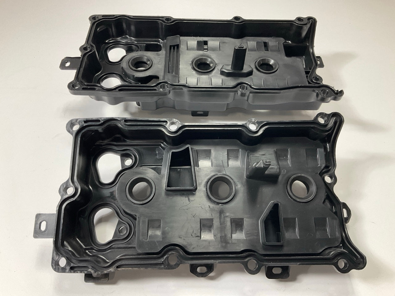 NEW UNBOX MITZONE Left + Right Valve Covers With Gaskets For 15-20 Nissan 3.5L