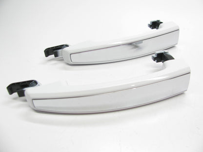 (2) UNBOXED OEM GM Summit White/chrome Exterior Door Handle Front/ Rear L/ R