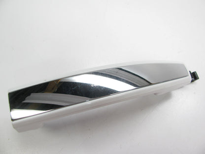 (2) UNBOXED OEM GM Summit White/chrome Exterior Door Handle Front/ Rear L/ R