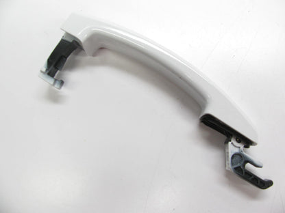 (2) UNBOXED OEM GM Summit White/chrome Exterior Door Handle Front/ Rear L/ R