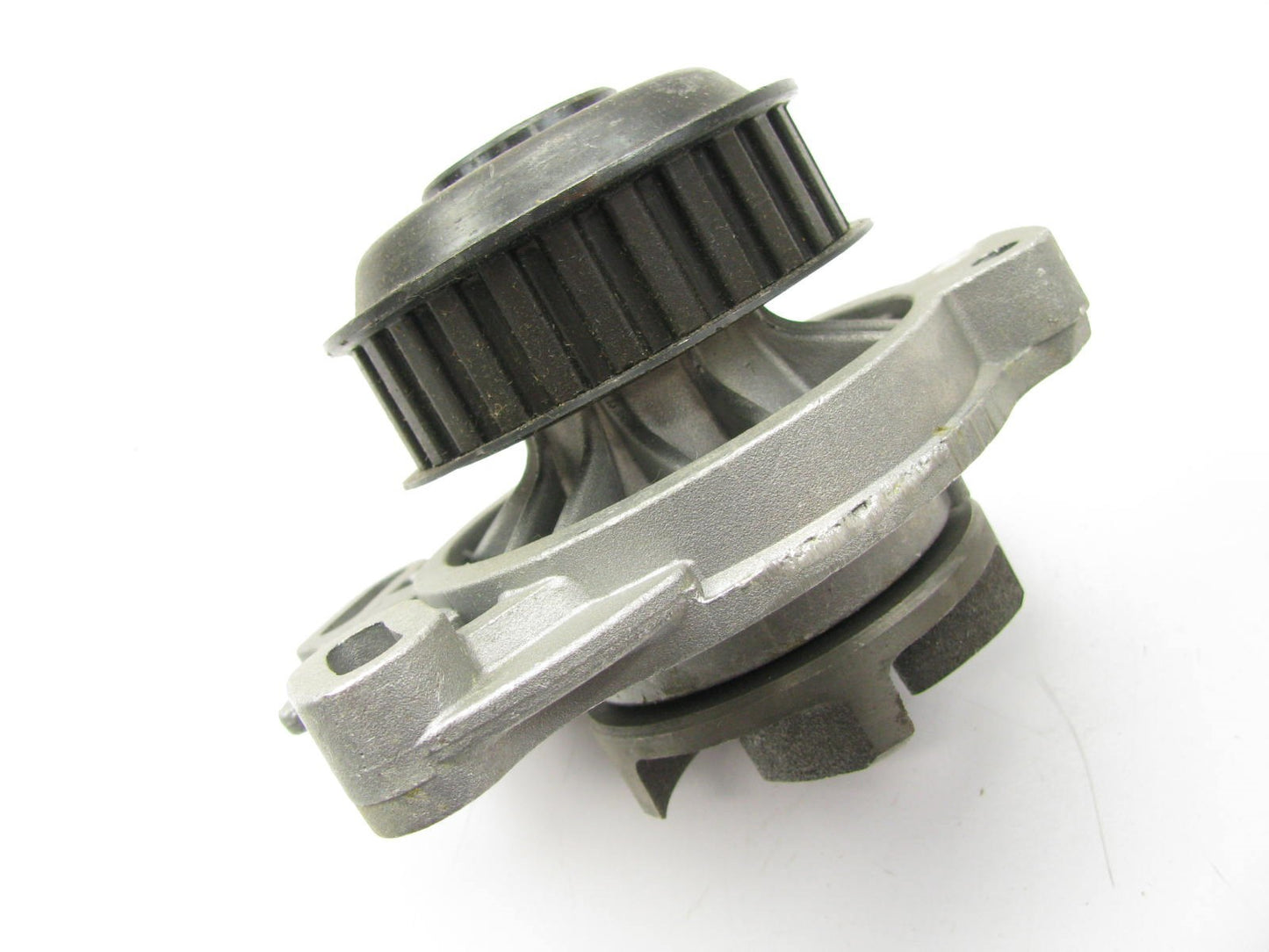 NEW - OUT OF BOX - 133003 Engine Water Pump 80-89 VOLKSWAGEN Audi 2.2L-L5