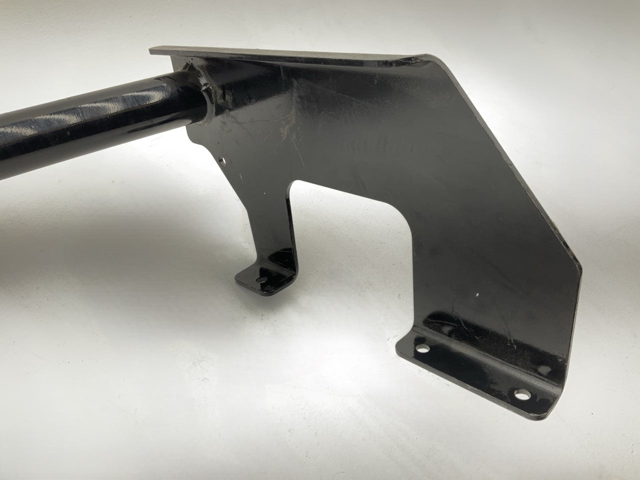 NO HARDWARE - 13352 Class III Trailer Hitch For 2004-2005 Ford F-150