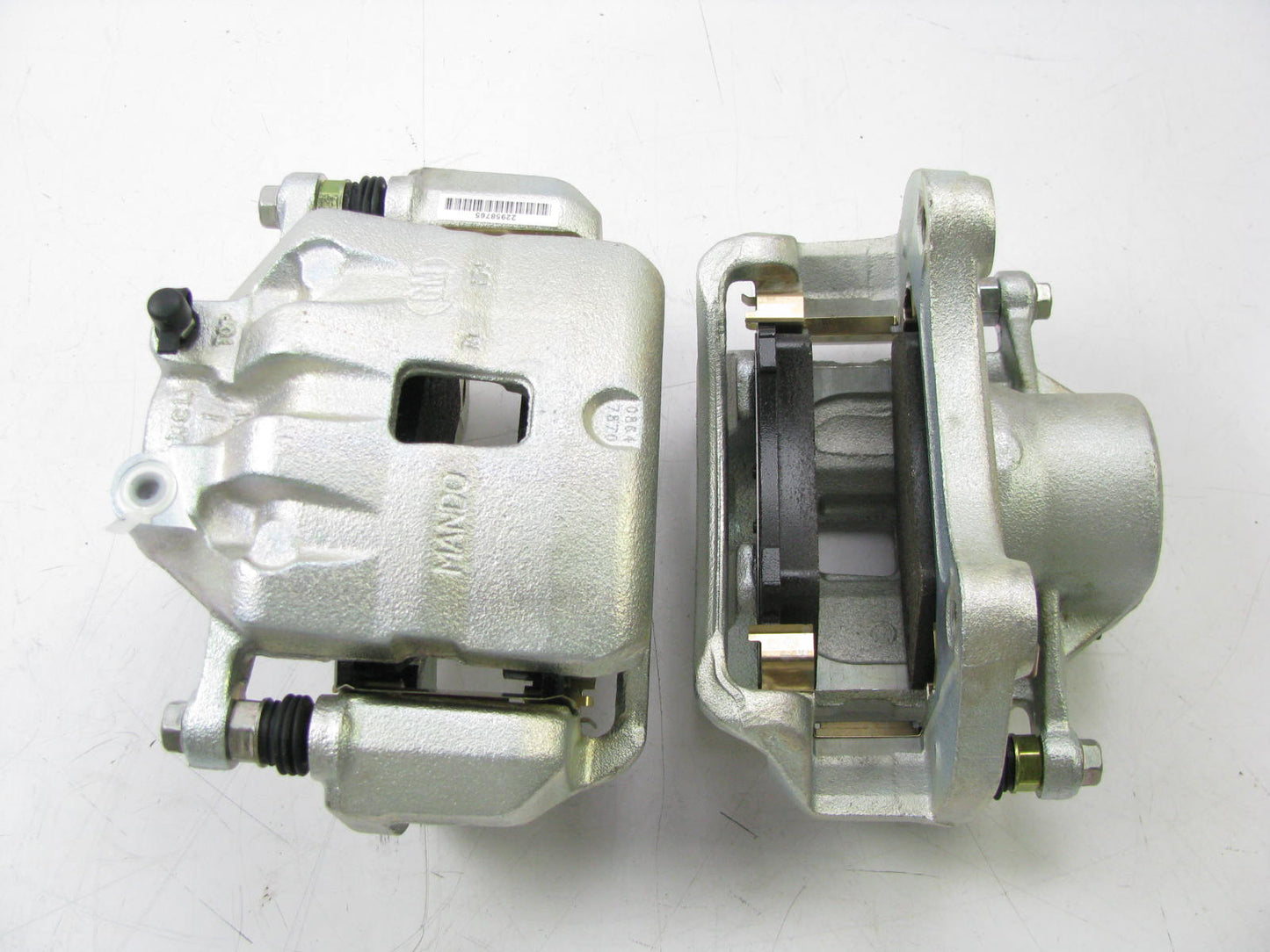 (2) GM Loaded Front Calipers With Brackets 13578804 For 10-15 Camaro 3.6L V6