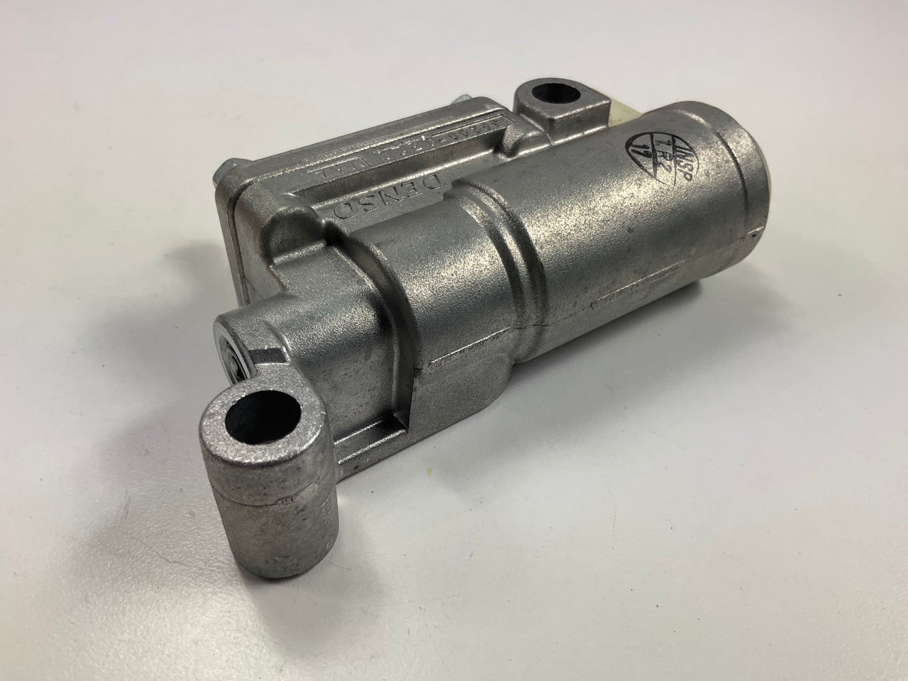 NEW UNBOXED OEM DENSO 138200-0320 Idle Air Control Valve IAC