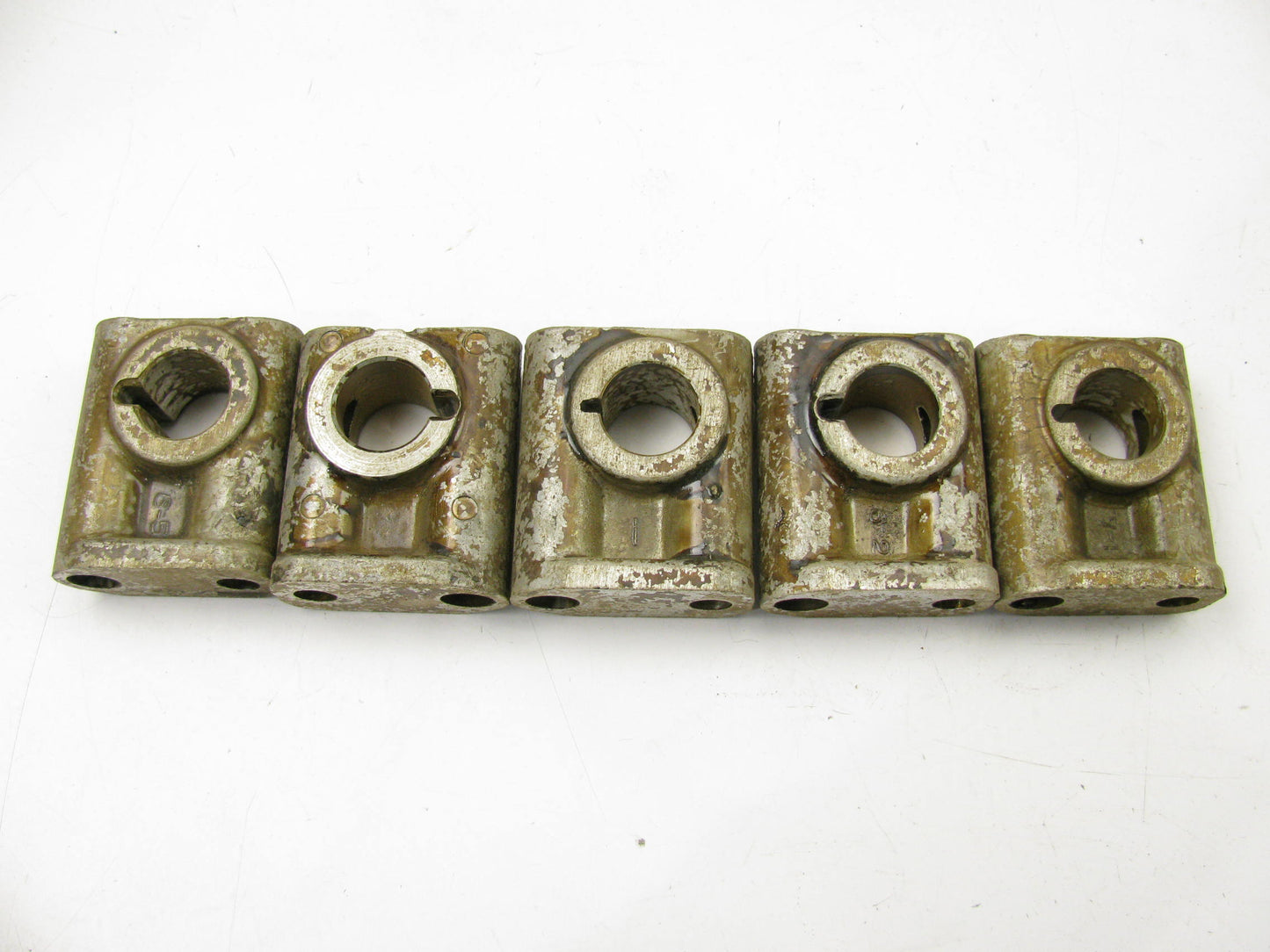 (5) UNBOXED OEM TOYOTA Rocker Arm Support Bushings 18R 20R - 1973-1978 Corona