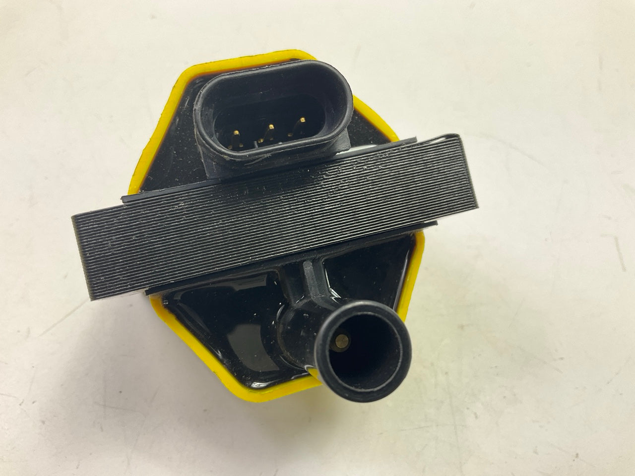 NEW - UNBOXED - Accel 140024 Ignition Coil For 1996-2007 Chevy Vortec V8 Trucks