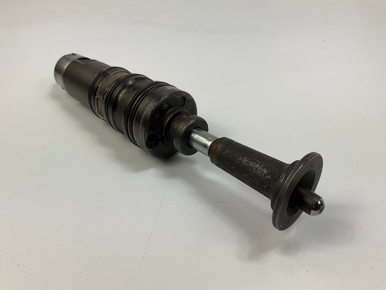 CORE - 147570 Fuel Injector  Diesel Steiger Panther 2 ST310 / 835 / 850 S2 / 855