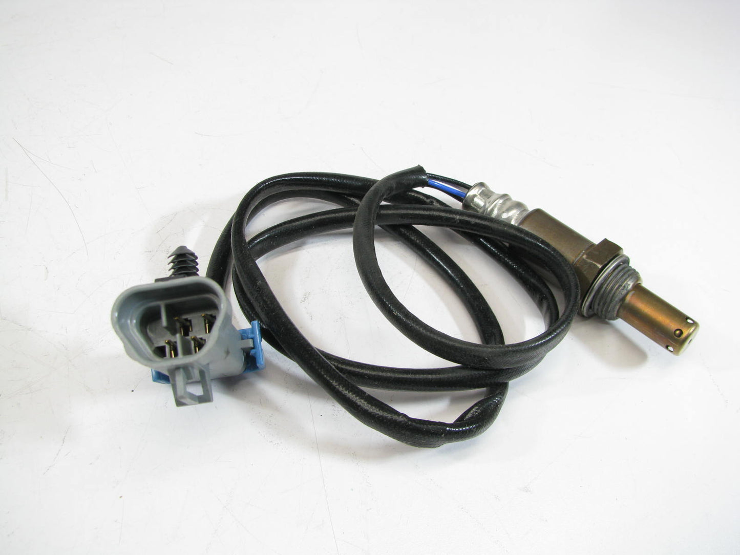 NEW - OUT OF BOX 15144 Upstream Oxygen O2 Sensor 2006-09 Cadillac XLR 4.4L 4.6L