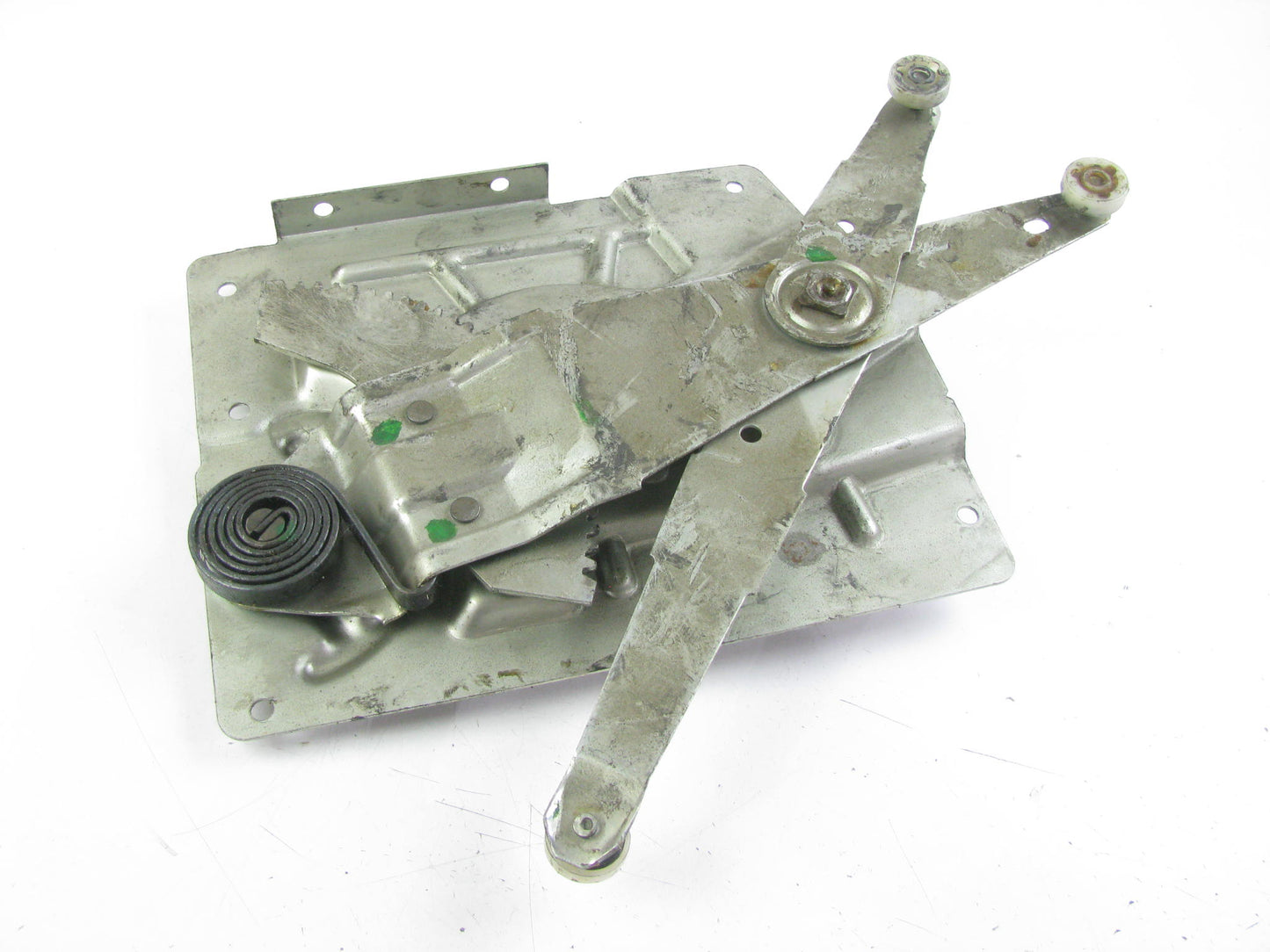 NEW OUT OF BOX - 15668727 REAR LEFT Window Regulator W/ Power Motor